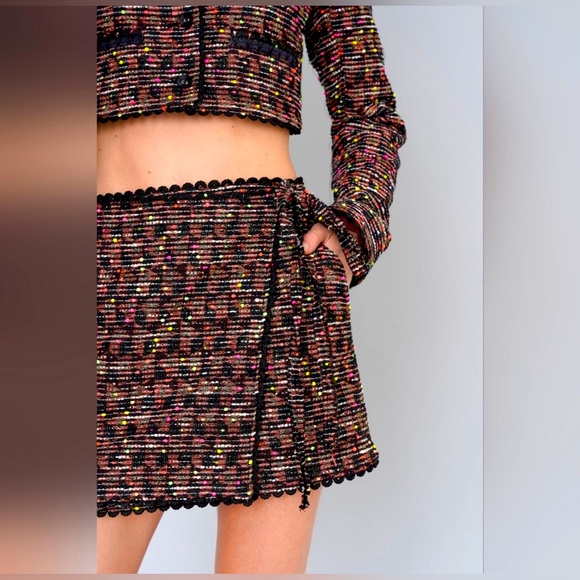 Revolve Le Superbe Lennon Wrap Skirt In Deveaux Neon Pop Tweed Size 2 NWT - Picture 2 of 9